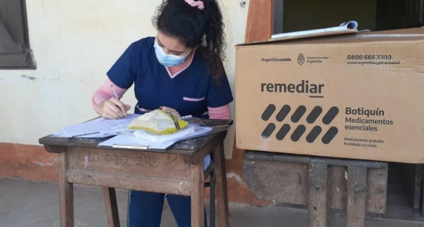 RADIOKTUBRE INFO…-.VACUNAS EN EL C.I.C. Y ZONA RURAL EN SANTA SYLVINA.-Por Simón Suarez..VER MAS