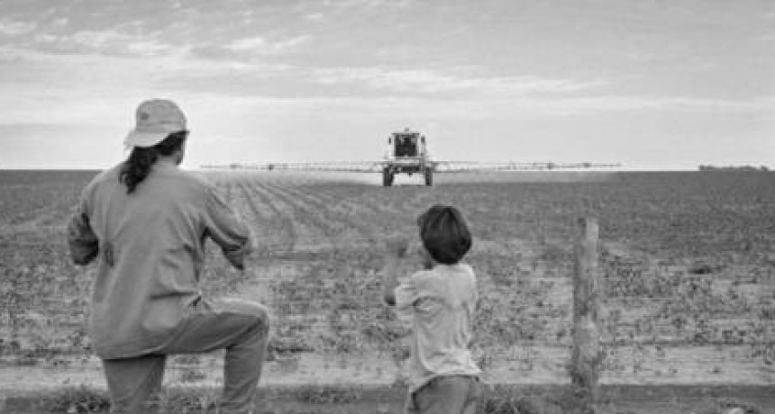 RADIOKTUBRE INFO…-¿Cómo medir el riesgo de los agrotóxicos para los niños?-. -Por Simón Suarez..VER MAS