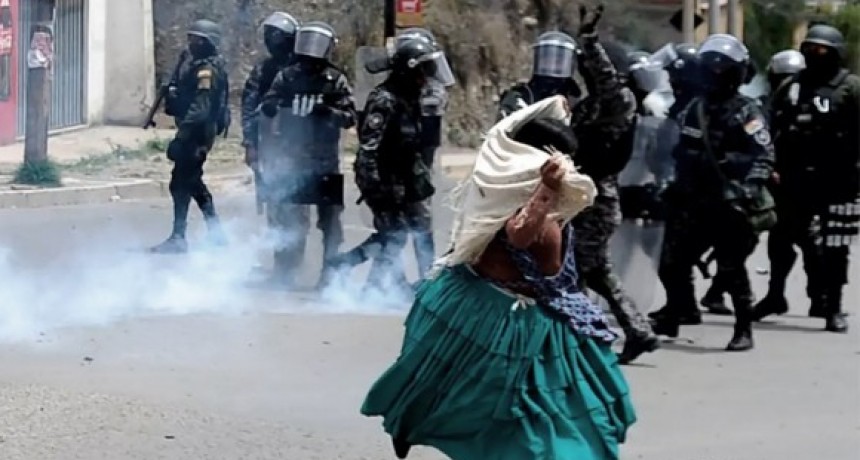 RADIOKTUBRE INFO…-El rol de la Gendarmería y sus vínculos con los golpistas bolivianos -Por Simón Suarez..VER MAS