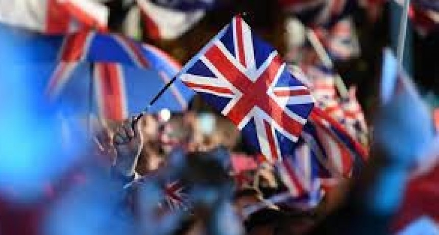 RADIOKTUBRE INFO…- La variante Delta convierte a Inglaterra en postal de un cataclismo-.-Por Simón Suarez..VER MAS