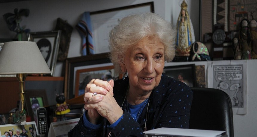 RADIOKTUBRE INFO..-  Estela de Carlotto intercedió para que el Presidente hable con Cristina Kirchner -Por Simón Suarez..Ver mas..	