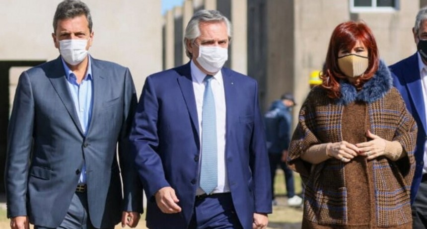 RADIOKTUBRE INFO..- Cumbre tripartita: Alberto Fernández, Cristina Kirchner y Sergio Massa se reunieron en Olivos  -Por Simón Suarez..Ver mas..	