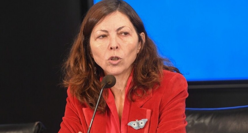 RADIOKTUBRE INFO..-  Los anuncios de Batakis, las reacciones en el Gobierno y la calle: Entre los ataques especulativos y la deuda social -Por Simón Suarez..Ver mas..