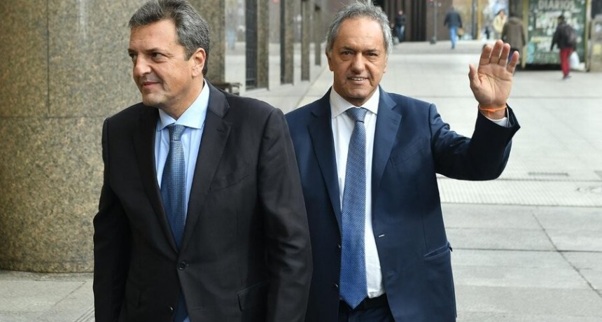  RADIOKTUBRE INFO…. Sergio Massa suma a Daniel Scioli a Economía  …Por Simón Suarez..Ver mas..