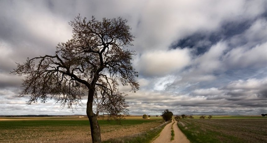 RADIOKTUBRE INFO….  EL CLIMA HOY EN SANTA SYLVINA CHACO …Por Simón Suarez   Ver mas….