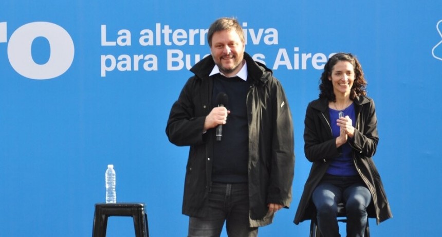 RADIOKTUBRE INFO…. Leandro Santoro en Parque Centenario: 