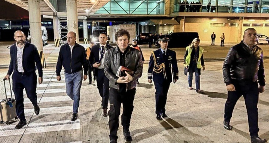 INFO DIARIOKTUBRE ….  MILEI VUELVE A ARMAR LAS VALIJAS, NUEVA GIRA Y CODEO CON MAGNATES DE MEDIOS.  ….Por Simòn Suàrez
