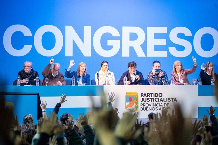 RADIOKTUBRE INFO…….. EL PJ BONAERENSE DEFINIÓ LA MESA DE UNIDAD PARA ARMAR EL FRENTE ELECTORAL  …… Por Simòn Suarez