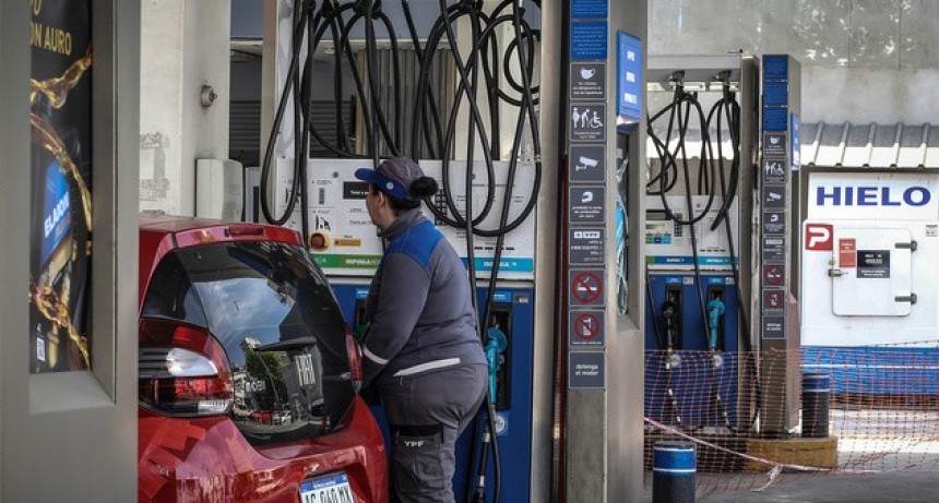 RADIOKTUBRE INFO…….. NUEVO AUMENTO DE LOS COMBUSTIBLES   …… Por Simòn Suarez