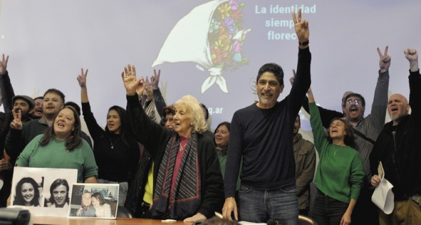 RADIOKTUBRE INFO……..  LA VERDAD VUELVE A IMPONERSE AL OLVIDO  …… Por Simòn Suarez