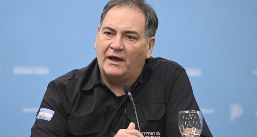 RADIOKTUBRE INFO…….. El ministro de Seguridad de Kicillof acusó a los 24 policías desplazados de conspirar   …… Por Simòn Suarez