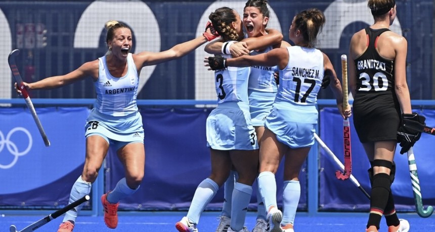 RADIOKUBRE INFO…- Las Leonas golearon a Alemania y accedieron a semifinales-Por  SimónSuárez..Ver mas
