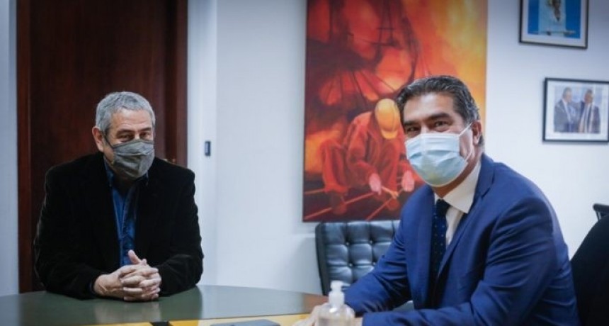 RADIOKUBRE INFO…-.El Gobernador y funcionarios nacionales analizaron obras y programas nacionales para Chaco -Por  SimónSuárez Ver mas