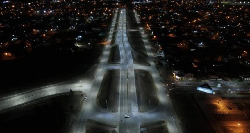RADIOKUBRE INFO…- Capitanich habilitó el primer tramo de la Autovía de la Ruta 11..-Por  SimónSuárez Ver mas