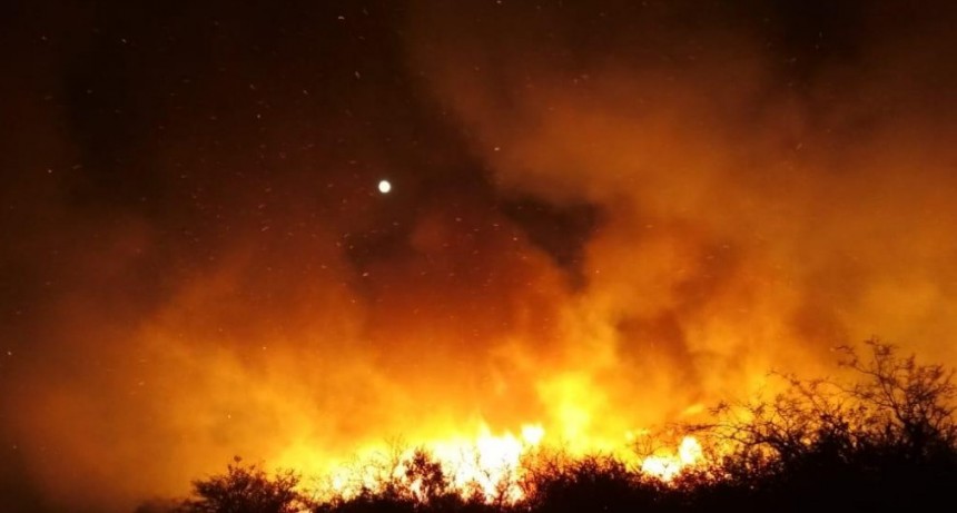 RADIOKUBRE INFO…-Sofocan incendios intencionales en Margarita Belén y Colonia Benítez..-Por  SimónSuárez Ver mas