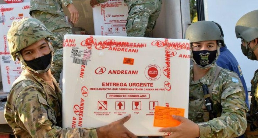 RADIOKUBRE INFO…-Llegaron al Chaco las más de 40 mil dosis de Moderna para vacunar a mayores de 60 años..-Por  SimónSuárez Ver mas