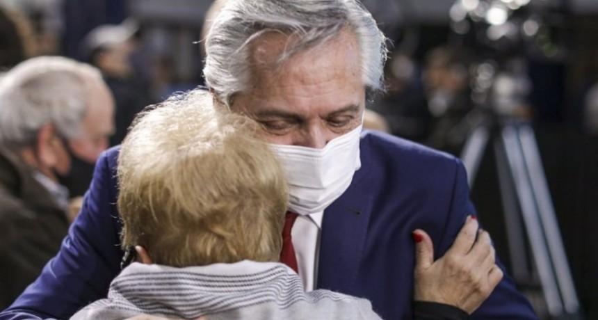 RADIOKTUBRE INFO..- Fernández: El aumento a los jubilados busca 