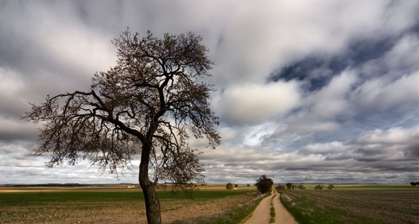 RADIOKTUBRE INFO….  EL CLIMA HOY EN SANTA SYLVINA CHACO …Por Simón Suarez   Ver mas….