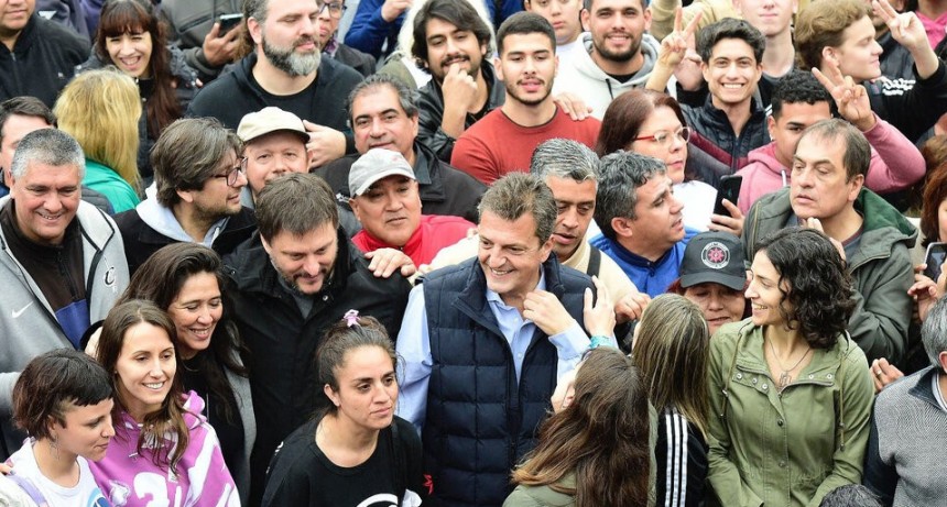 RADIOKTUBRE INFO.. MASA CON UN OJO EN LA ECONOMIA Y OTRO EN LA CAMPAÑA...Por  Simon Suarez