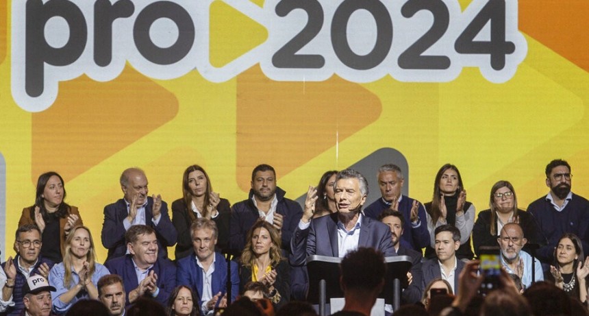 INFO DIARIOKTUBRE ….  Macri en La Boca, apuntó contra el 