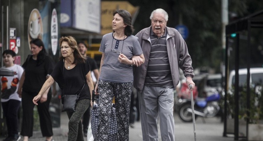 RADIOKTUBRE INFO...  ¿Cómo quedaron las jubilaciones tras el veto de Javier Milei al aumento? POR SIMON SUAREZ