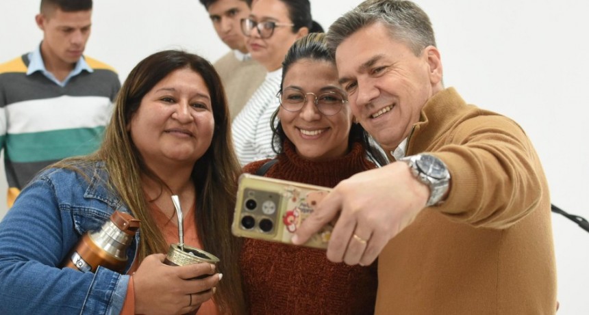 RADIOKTUBRE INFO…….. SDERO INAUGURA EN LOS FRENTONES   …… Por Simòn Suarez