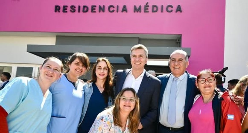 RADIOKTUBRE INFO……..  INAUGURAN CASA DE RESIDENTES MÉDICOS   …… Por Simòn Suarez