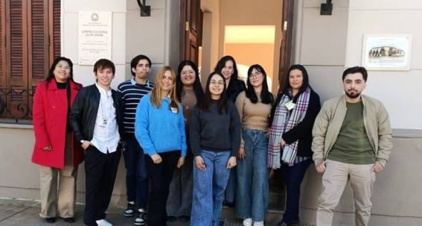 RADIOKTUBRE INFO…….. ESTUDIANTES ELIGIERON A SUS REPRESENTANTES EN EL CONSEJO DE EDUCACIÓN   …… Por Simòn Suarez