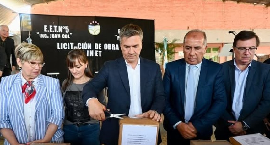 RADIOKTUBRE INFO…….. APERTURA DE SOBRES DE LICITACIÓN   …… Por Simòn Suarez