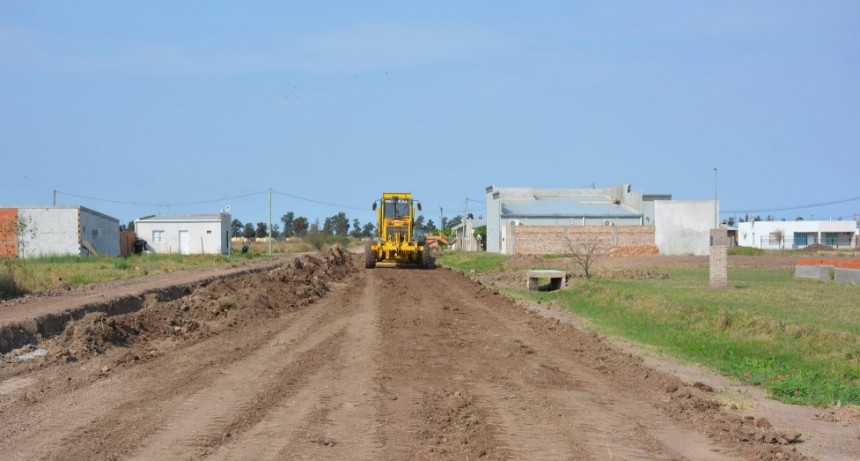 RADIOKUBRE INFO…- OBRAS PÚBLICAS TRABAJANDO EL LAS CALLES DE LA LOCALIDAD..-Por  SimónSuárez Ver mas…
