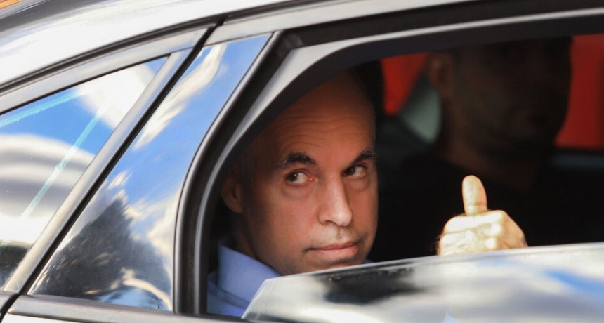 RADIOKTUBRE INFO..-  El faltazo de Larreta a la audiencia por las vallas en la casa de Cristina Kirchner -Por Simón Suarez..Ver mas..	