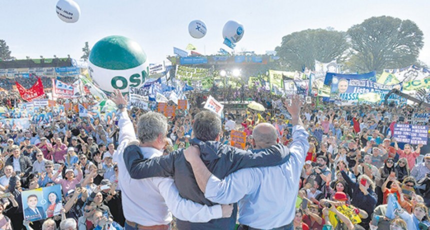 RADIOKTUBRE INFO….  ¡¡ M-A-S-I-V-O!!….Por Simòn Suàrez