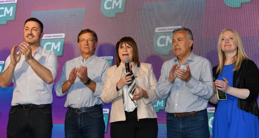 RADIOKTUBRE INFO…. Alfredo Cornejo se impuso en Mendoza y salió al rescate de Patricia Bullrich   ….Por Simòn Suàrez
