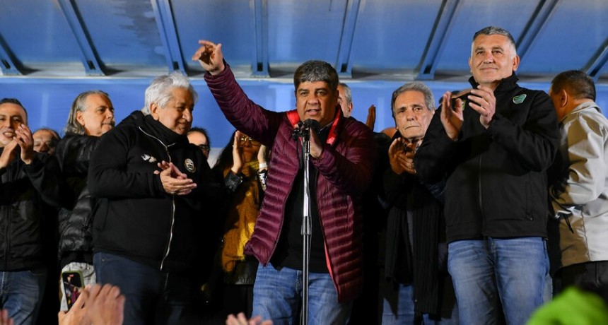 RADIOKTUBRE INFO….   La CGT se moviliza al Congreso en respaldo a Massa ….Por Simòn Suàrez