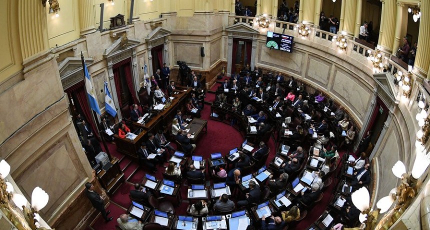 RADIOKTUBRE INFO…BOCHAZO EN EL SENADO…..Por Simon Suarez