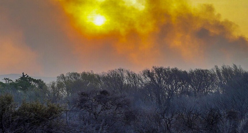 RADIOKTUBRE INFO…INCENDIOS EN CÓRDOBA..Por Simon Suarez