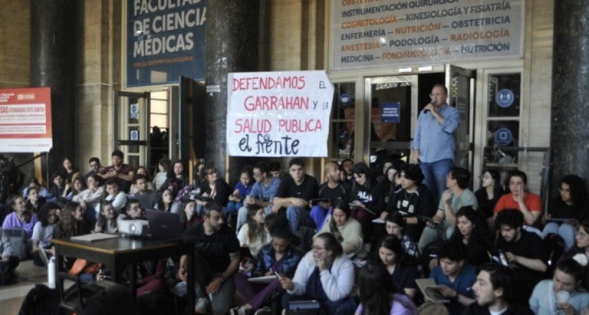 - RADIOKTUBRE INFO…….. UNA MARCHA FEDERAL PARA TORCER LA HISTORIA   …… Por Simòn Suarez