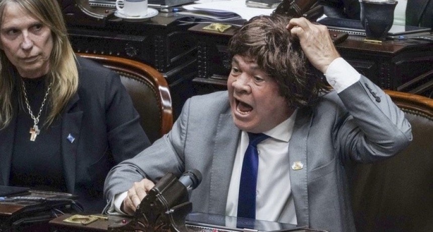 - RADIOKTUBRE INFO…….LA PELUCA DE ALDO LEIVA.    …… Por Simòn Suarez