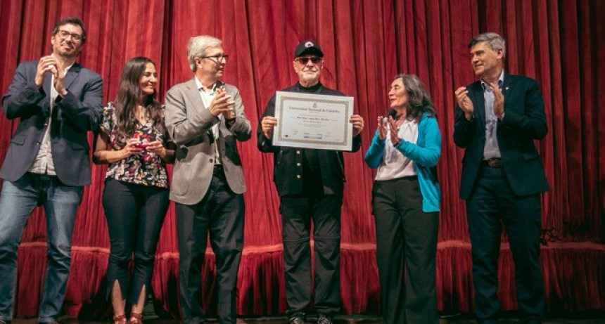 - RADIOKTUBRE INFO…….. LEON GIECO, DOCTOR HONORIS CAUSA EN LA UNIVERSIDAD DE CÓRDOBA   …… Por Simòn Suarez