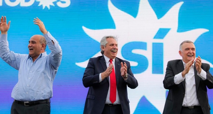 RADIOKTUBRE  INFO…- Fernández llamó a la unidad y criticó que la oposición proponga los 
