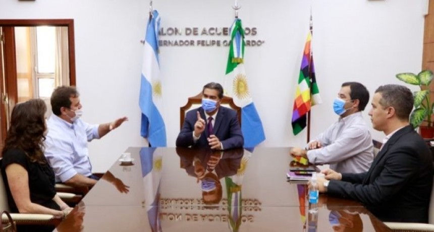 RADIOKTUBRE  INFO…- Fábrica de pelotas de origen brasilero llegaría al Chaco generando 500 puestos de trabajo-Por  SimónSuárez Ver mas…