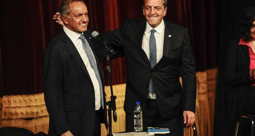 RADIOKTUBRE INFO…. Sergio Massa: Dardos contra la oposición, definiciones y el sprint final de la campaña   ….Por Simòn Suàrez