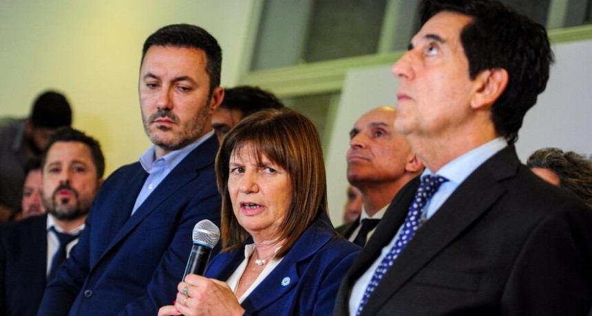 RADIOKTUBRE INFO…. Patricia Bullrich intentó sacar provecho de la trepada del dólar   ….Por Simòn Suàrez