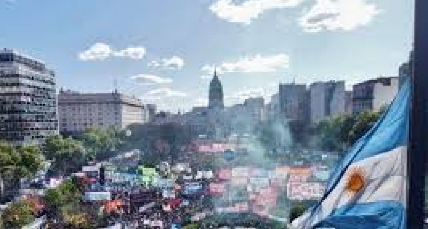 RADIOKTUBRE INFO…¡MAS DE UN MIILON  DE PERSONAS EN LA MARCHA!!..Por Simon Suarez