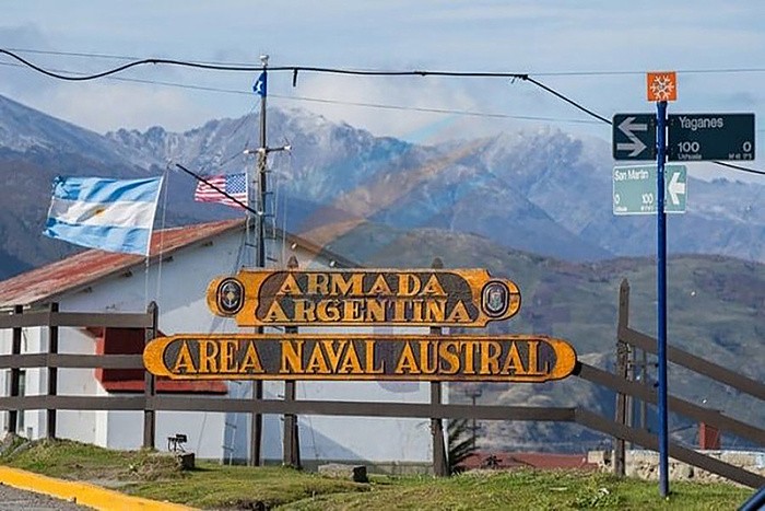 - RADIOKTUBRE INFO…….. Sin pasar por el Congreso, Milei autorizó ejercicios militares de EEUU en la Base Naval de Ushuaia   …… Por Simòn Suarez