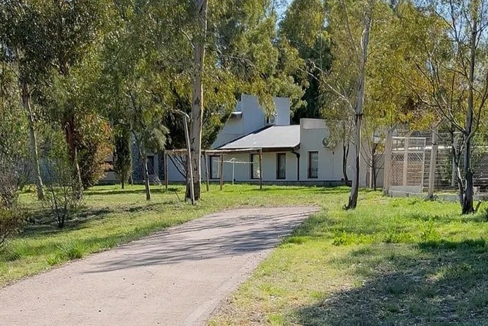 - RADIOKTUBRE INFO……..LA FINCA DONDE VIVE MACHADO LA GENTE TIENE MIEDO    …… Por Simòn Suarez