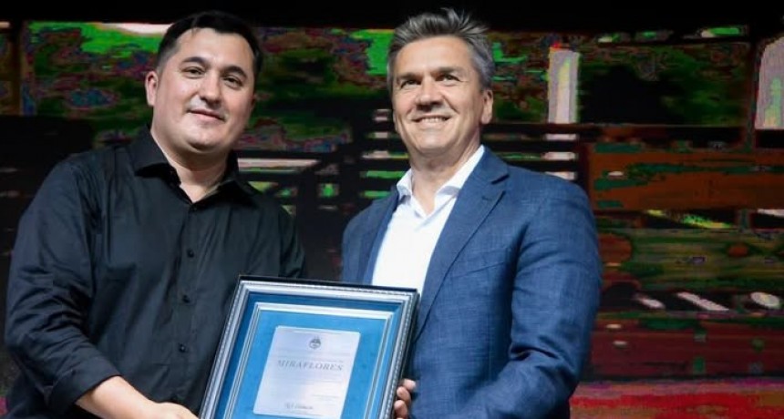 - RADIOKTUBRE INFO……..10/10/2025 ZEDRO EN MIRAFLORES    …… Por Simòn Suarez