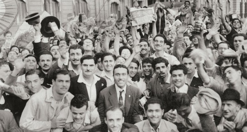 RADIO OKTUBRE INFO…… HAY UN FUTURO POSIBLE PARA LA ARGENTINA  ……Por Simón Suarez