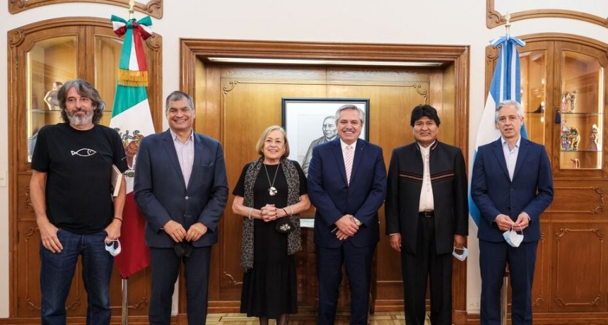 RADIOKTUBRE  INFO…-Alberto Fernández y Evo Morales, otro abrazo, un año después-Por  SimónSuárez Ver mas…