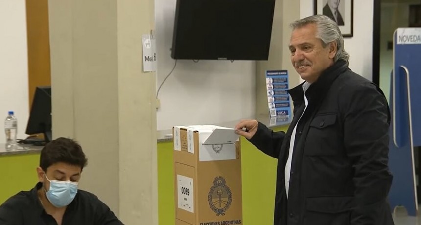 RADIOKTUBRE  INFO…-Elecciones 2021, minuto a minuto: el día de los candidatos, el desarrollo de la votación y los resultados-Por  SimónSuárez Ver mas…